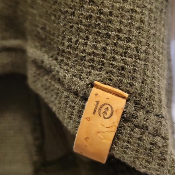 Tentree Tencel Jacket - Picture 2 of 5